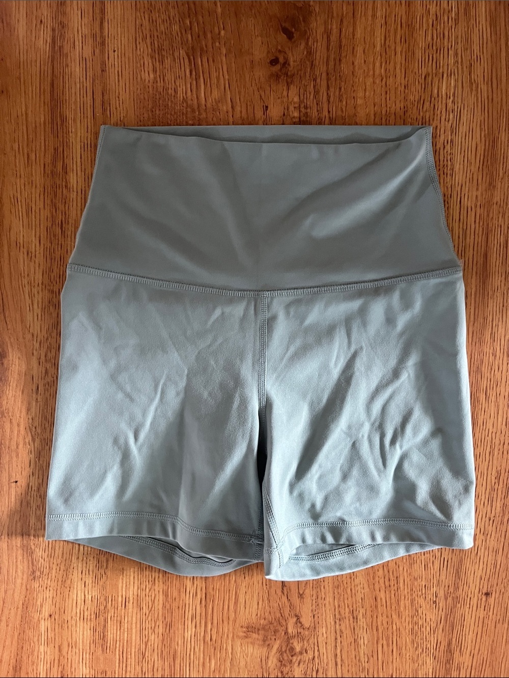 Yogalicious Luxe High-Waist Women's Active Shorts in Sage Green